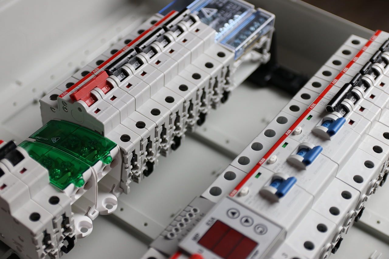 Sammelschiene und Module